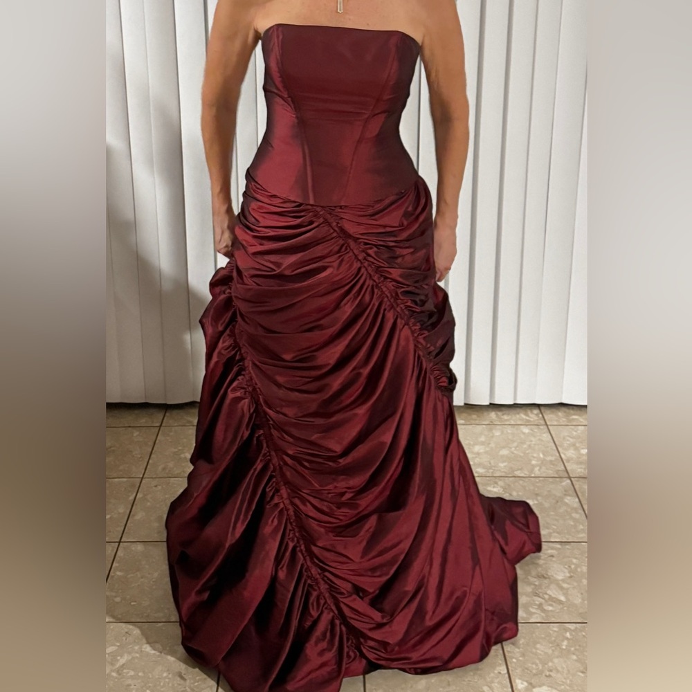 Bill Levkoff Elegant Burgundy Ruched Gown